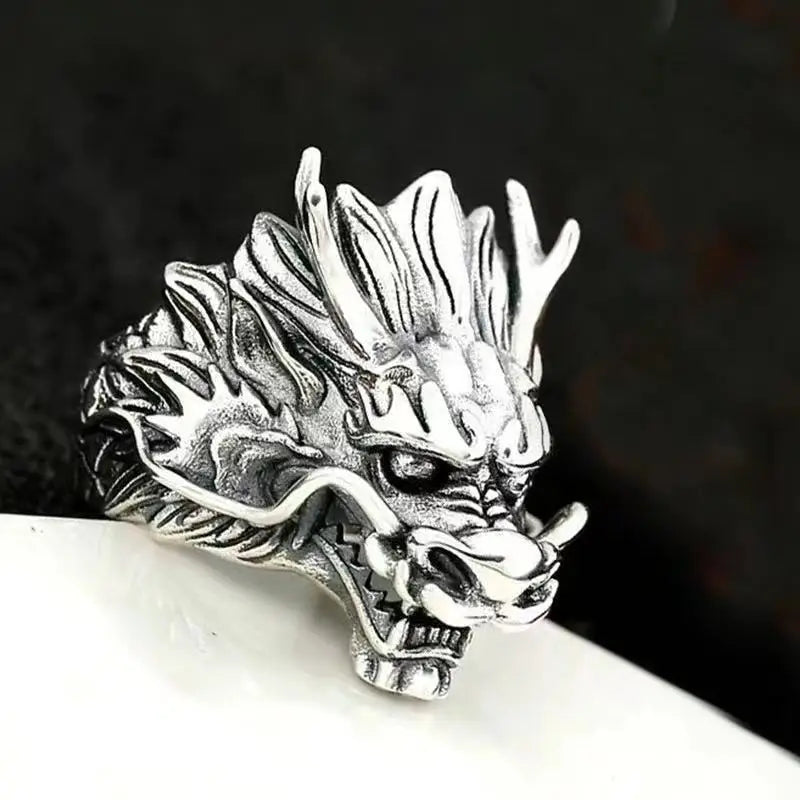 Dragons Realm Ring - Elegant Style