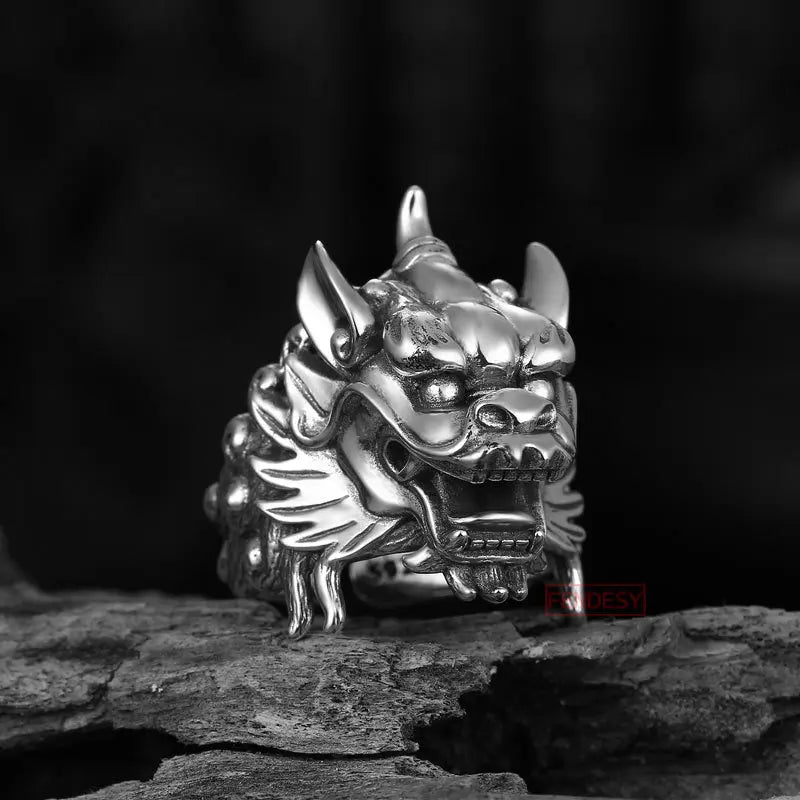 Dragons Realm Ring - Elegant Style